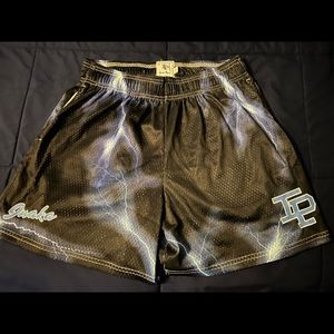 INAKA BRAND NEW SHORTS